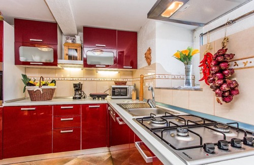 Kras House | Holiday house Dobrinj for 1 - 7 persons with 3 bedrooms - Holiday home
