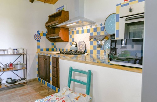 Oliena Villa | Holiday House Giada with pretty veranda