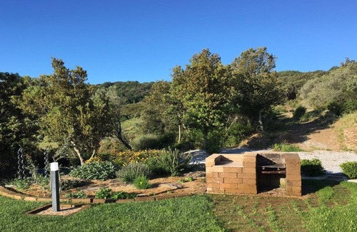 Suvereto House | Holiday house in an idyllic secluded location - nature and culture - near the sea - all year round