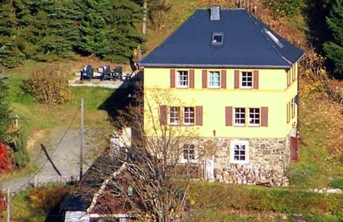 Klingenthal House | Holiday house Klingenthal for 1 - 9 persons with 4 bedrooms - Holiday home