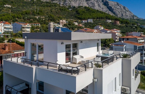 Umac House | Holiday house Makarska for 1 - 8 persons with 4 bedrooms - Holiday home