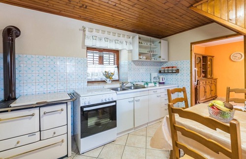 Kringa House | Holiday House Matesini