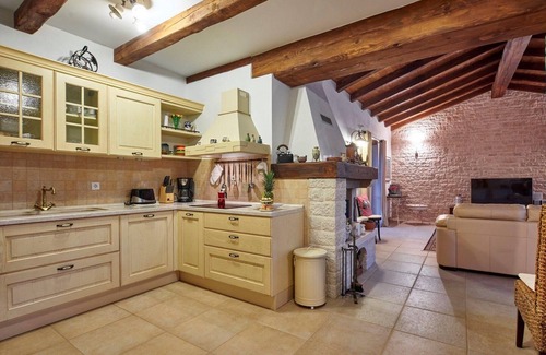 Karojba House | Holiday house Motovun for 1 - 8 persons with 4 bedrooms - Holiday home