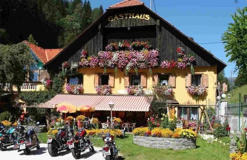 Notsch im Gailtal House | Holiday house Nötsch for 2 - 8 persons with 3 bedrooms - Row house