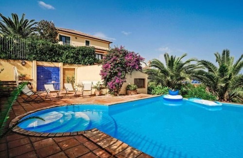 Patti House | Holiday house Patti for 1 - 8 persons with 3 bedrooms - Twin house