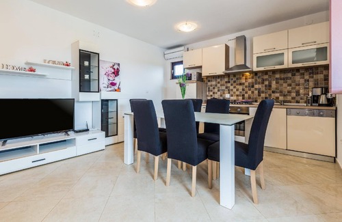 Sikici House | Holiday house Pula for 1 - 6 persons with 2 bedrooms - Holiday home