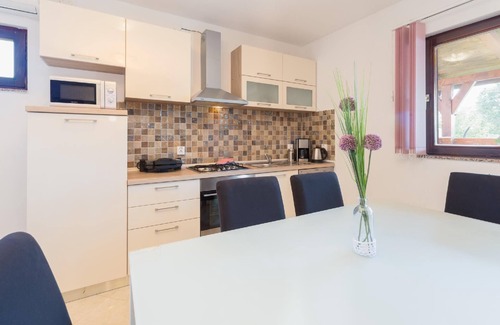 Sikici House | Holiday house Pula for 1 - 6 persons with 2 bedrooms - Holiday home