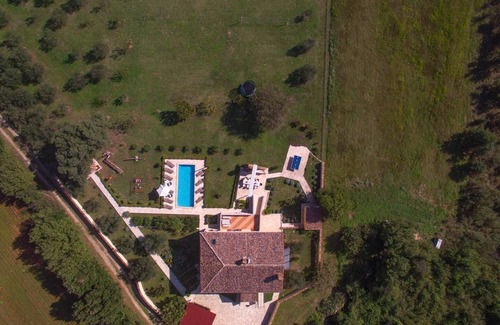 Sisan House | Holiday house Sisplac for 1 - 10 persons with 5 bedrooms - Holiday home