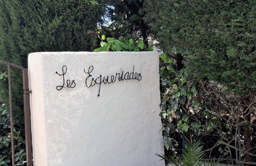 Plage de la Garonnette House | Holiday house Ste Maxime for 1 - 6 persons with 3 bedrooms - Holiday house