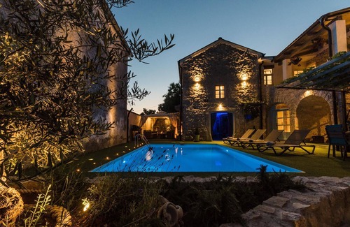 Tribalj House | Holiday house Tribalj for 1 - 8 persons with 4 bedrooms - Holiday house