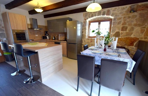 Rasopasno House | Holiday house Vantačići for 1 - 6 persons with 3 bedrooms - Holiday home