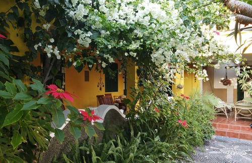 Vila Baleira House | Holiday house Vila Baleira for 2 - 7 persons with 4 bedrooms - Row house