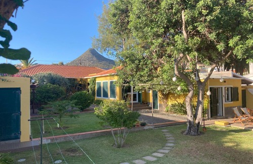 Vila Baleira House | Holiday house Vila Baleira for 2 - 7 persons with 4 bedrooms - Row house