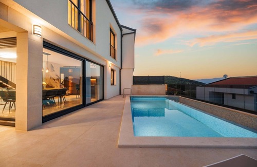 Vrbnik House | Holiday house with a swimming pool Vrbnik, Krk (K-24519)