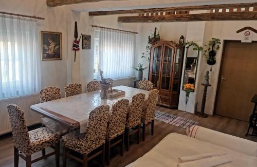 Kutina Apartment | Holiday house Zoki