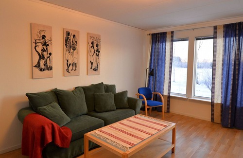 Umea Apartment | Holiday in the countryside 10 minutes outside Umeå