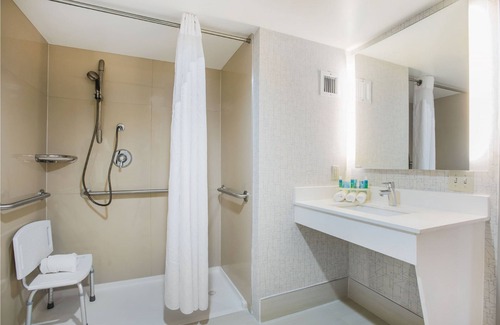 Downtown Albany Hotel | Holiday Inn Express Albany Downtown, an IHG Hotel