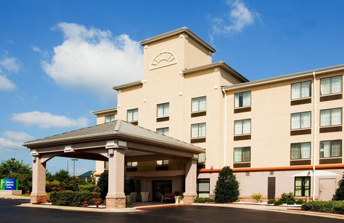 Concord Hotel | Holiday Inn Express Hotel & Suites Charlotte-Concord I-85, an IHG Hotel