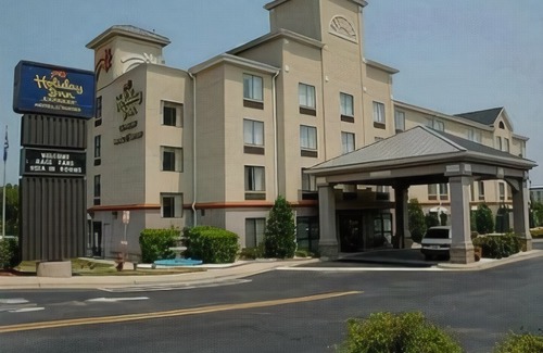Concord Hotel | Holiday Inn Express Hotel & Suites Charlotte-Concord I-85, an IHG Hotel