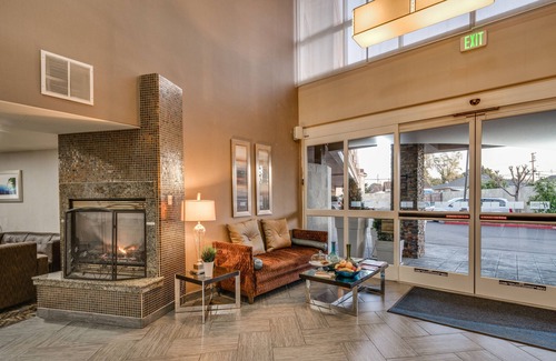 Santa Clara Hotel | Holiday Inn Express & Suites Santa Clara by IHG
