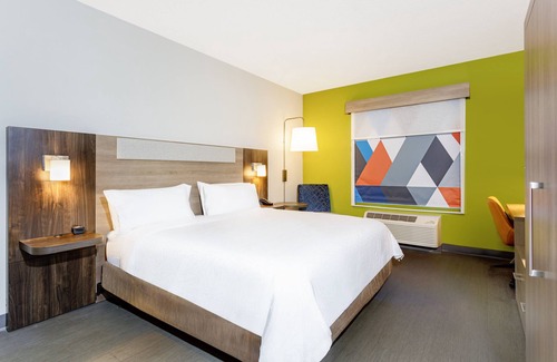 North Beach Hotel | Holiday Inn Express & Suites Jacksonville - Atlantic Beach by IHG
