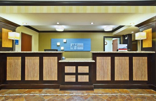 Wabash Hotel | Holiday Inn Express Hotel & Suites Wabash, an IHG Hotel