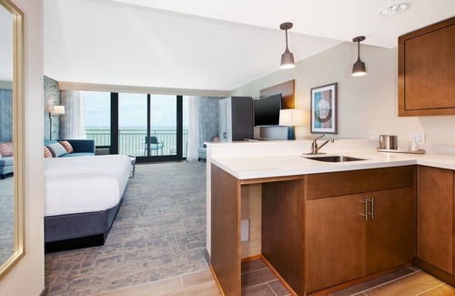 Northeast Virginia Beach Hotel | Holiday Inn Va Beach-Oceanside (21st St) by IHG