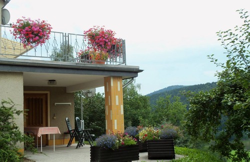 Prossen Apartment | Holiday room in a quiet area with a wonderful view