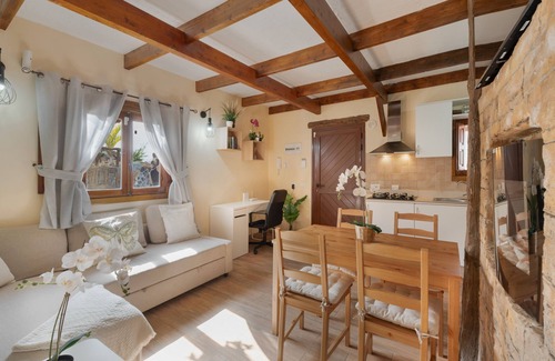 El Rincon Villa | Holiday Villa 'La Casita' with Mountain Views, Wi-Fi and Air Conditioning