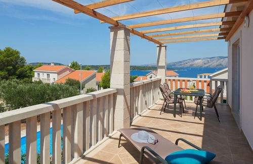 Stari Grad Villa | Holiday villa Isabella with private pool and beautiful garden