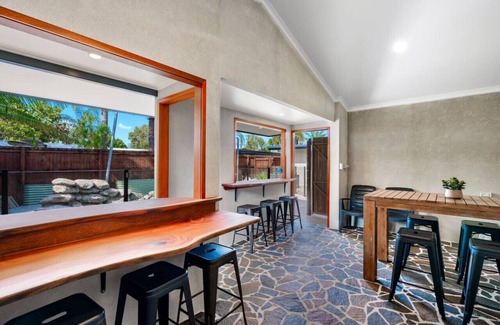 Holloways Beach House | Holloways Beach Haven 4BR - Pool, 300mtrs to beach