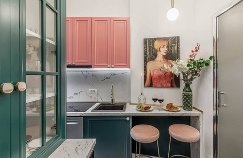Bucharest City-Centre Apartment | Holt - The Great Gatsby