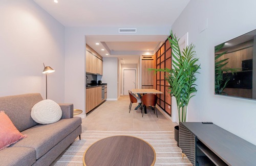 Cuatro Caminos Hotel | Home Art Apartments Bernabéu