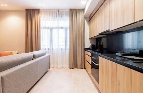 Cuatro Caminos Hotel | Home Art Apartments Bernabéu