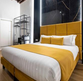 Rione VI Parione House | Home at Rome Luxury Navona