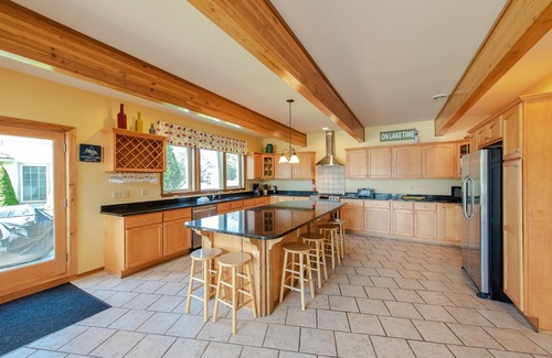 Waterfront Greens House | Home Away From Home: Lakefront, Dock Slip, Hot Tub, Fire Pit!