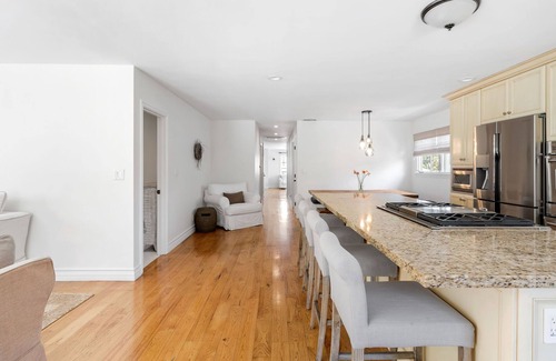 Tree Section House | Home away from home with great proximity to everything Manhattan Beach!