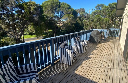 Smiths Beach House | Home by the surf at Smiths Beach, Phillip Island