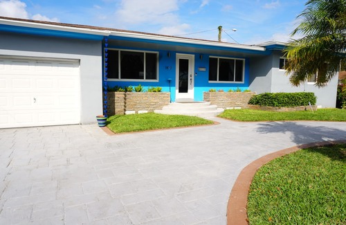 Liberty City House | home close to Miami Beach, Airport, Wynwood, Ports, and Downtown