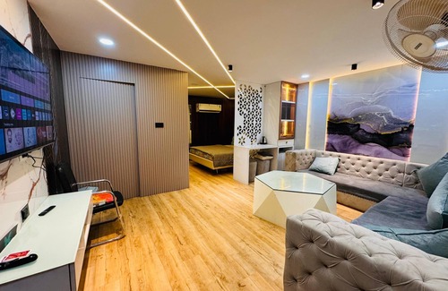 Ujjain Apartment | Home Escape Elite 1BHK Penthouse