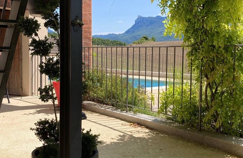 Mirabel-et-Blacons Cottage | Home for 4 persons