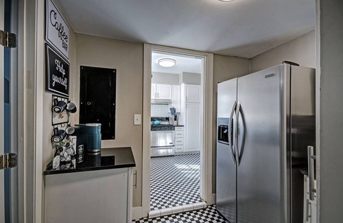 Fondren House | Home in the Heart of Fondren Near Everything