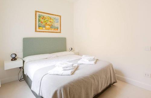 Old Town Apartment | Home In The Heart Of Ghirlandina