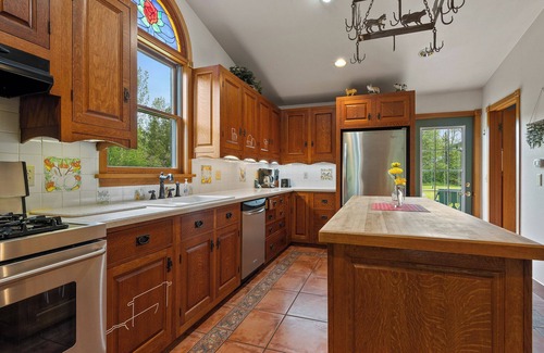 Ellison Bay Cabin | Home on 5 Acres in Ellison Bay- Near The Clearing Folk School!