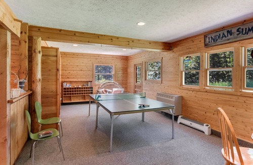 Glen Arbor House | Home On The Crystal River In Glen Arbor! Pontoon Available to rent