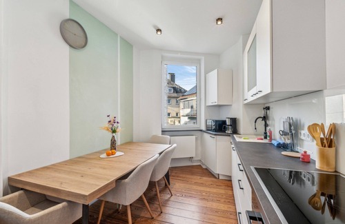 Dotzheim Apartment | Home.ON Wiesbaden modernizes old apartment