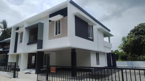 Kunnamkulam House | Home Stay Near Guruvayur Thrissur