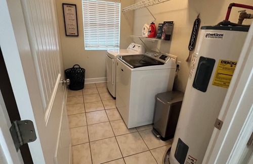 Thomasville House | Home Sweet Home 3/2 Townhome Close to Downtown Thomasville