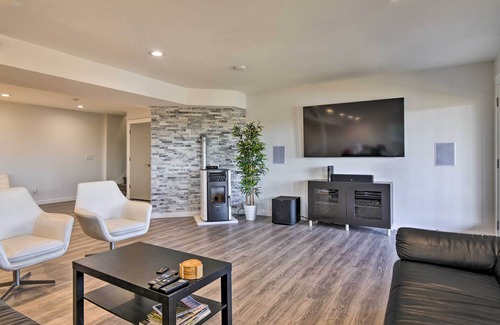 Hillsboro House | Home w/ Large Deck 17 Mi to Downtown Portland