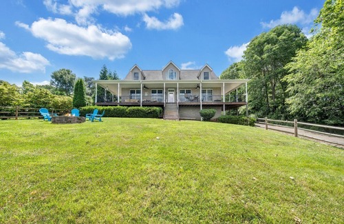 North Shore House | Home with lake views, & Game room